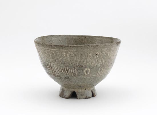 Tea bowl in mishima style
