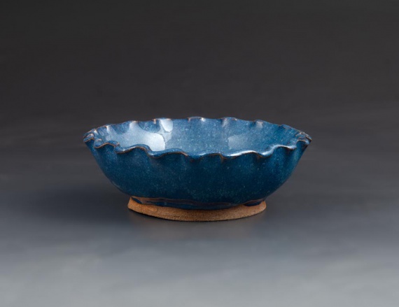 Blue bowl with altered rim by Loren Pavlovski