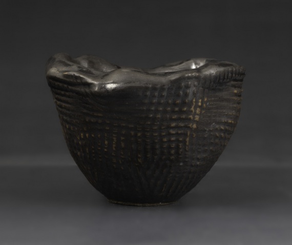Black textured teabowl by Yvonne Smith