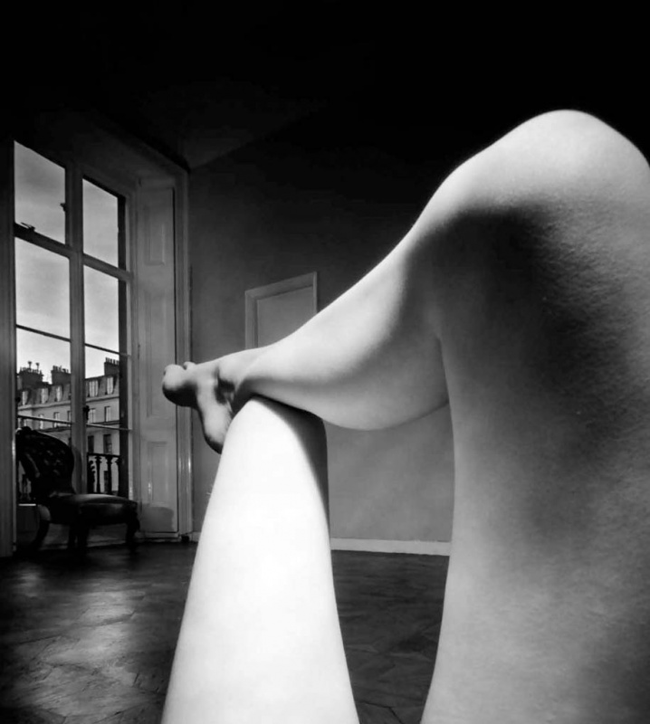<p><b>Bill Brandt</b>, <i>Nude, Belgravia< London</i>, 1952.</p>
