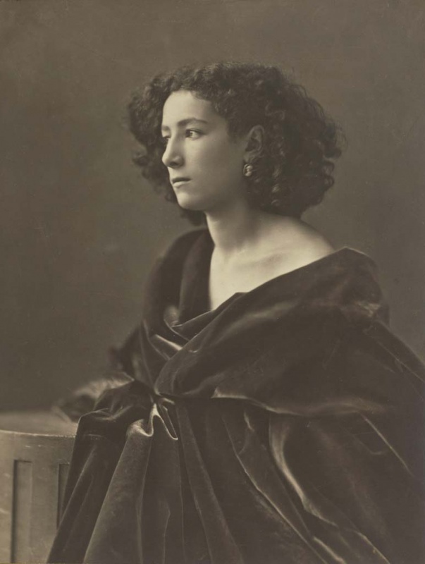 <p><b>Gaspard-Félix Tournachon (Nadar)</b>, <i>Sarah Bernhardt</i>, 1864.</p>