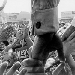 <p><b>Cornell Capa</b>, <i>USA. California. 1960. Senator John F. KENNEDY reaches his hands into a crowd while campaigning for the presidency.</i></p>