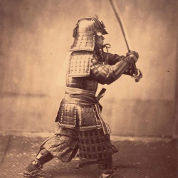 <p><b>Felice Beato</b>, <i>Japanese Warrior in Armour</i>, 1865-1867.</p>