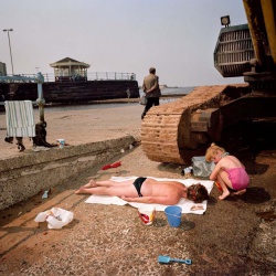 <p><b>Martin Parr</b>, <i>GB. England. New Brighton. From 'The Last Resort'. 1983-85.</i></p>