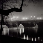 <p><b>Gyula Halász (Brassai)</b>, <i>Le pont Neuf</i>, circa 1936.</p>