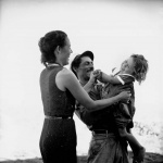 <p><b>Eve Arnold</b>, <i>CUBA. Bahia Honda. Fisherman and family. Island girl</i>, 1954, © Eve Arnold/Magnum Photos</p>