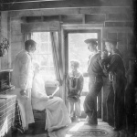 <p><b>Gertrude Käsebier</b>, <i>Clarence White family in Maine</i>, 1913. Mrs. Clarence White, seated by window, her husband and three sons in sailor outfits.</p>