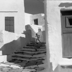 <p><b>Henri Cartier-Bresson</b>, <i>GREECE. Cyclades. Island of Siphnos. 1961.</i></p>