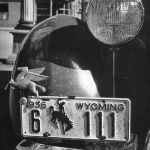 <p><b>John Gutmann</b>, <i>Wyoming Car</i>, 1936.</p>