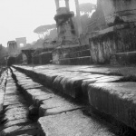 <p><b>Josef Koudelka</b>, <i>ITALY. Rome. Forum Romanum. 2000.</i></p>
