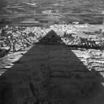 <p><b>Lee Miller</b>, <i>From the Top of the Great Pyramid</i>, circa 1937.</p>