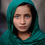 <p><b>Steve McCurry</b>, <i>Peshawar, Pakistan. 2002</i>.</p>