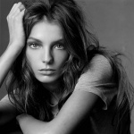 <p><b>Steven Meisel</b>, <i>Daria, 'the Face of Today'</i>, Daria Werbowy, Vogue Italy, May 2004.</p>